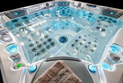 Спа бассейн Wellis Everest